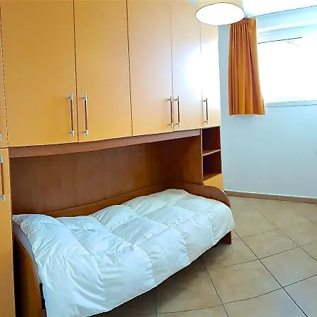 Riva Gabella 5 * Maccagno